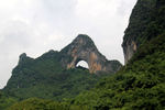阳朔十里画廊月亮山