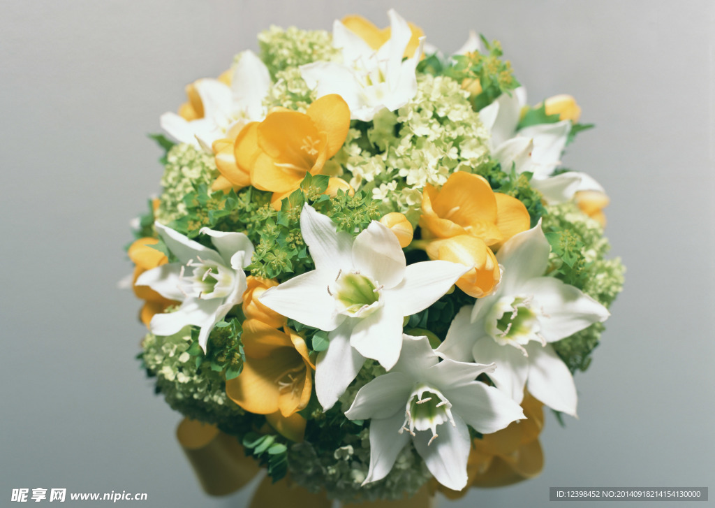 百合鲜花装饰