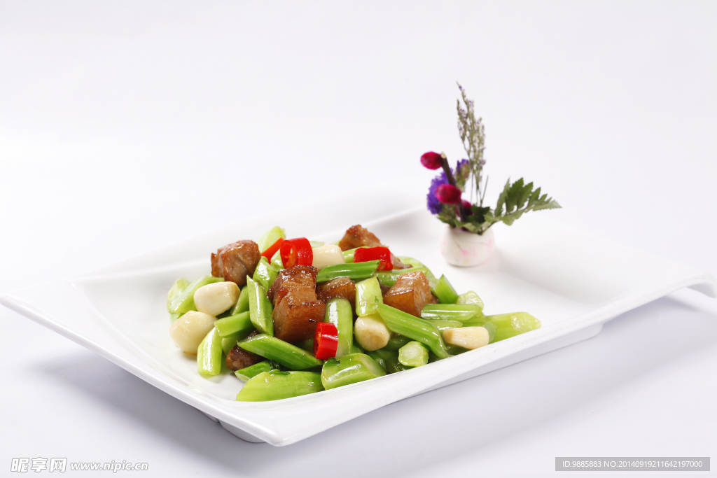 咸肉片炒菜心