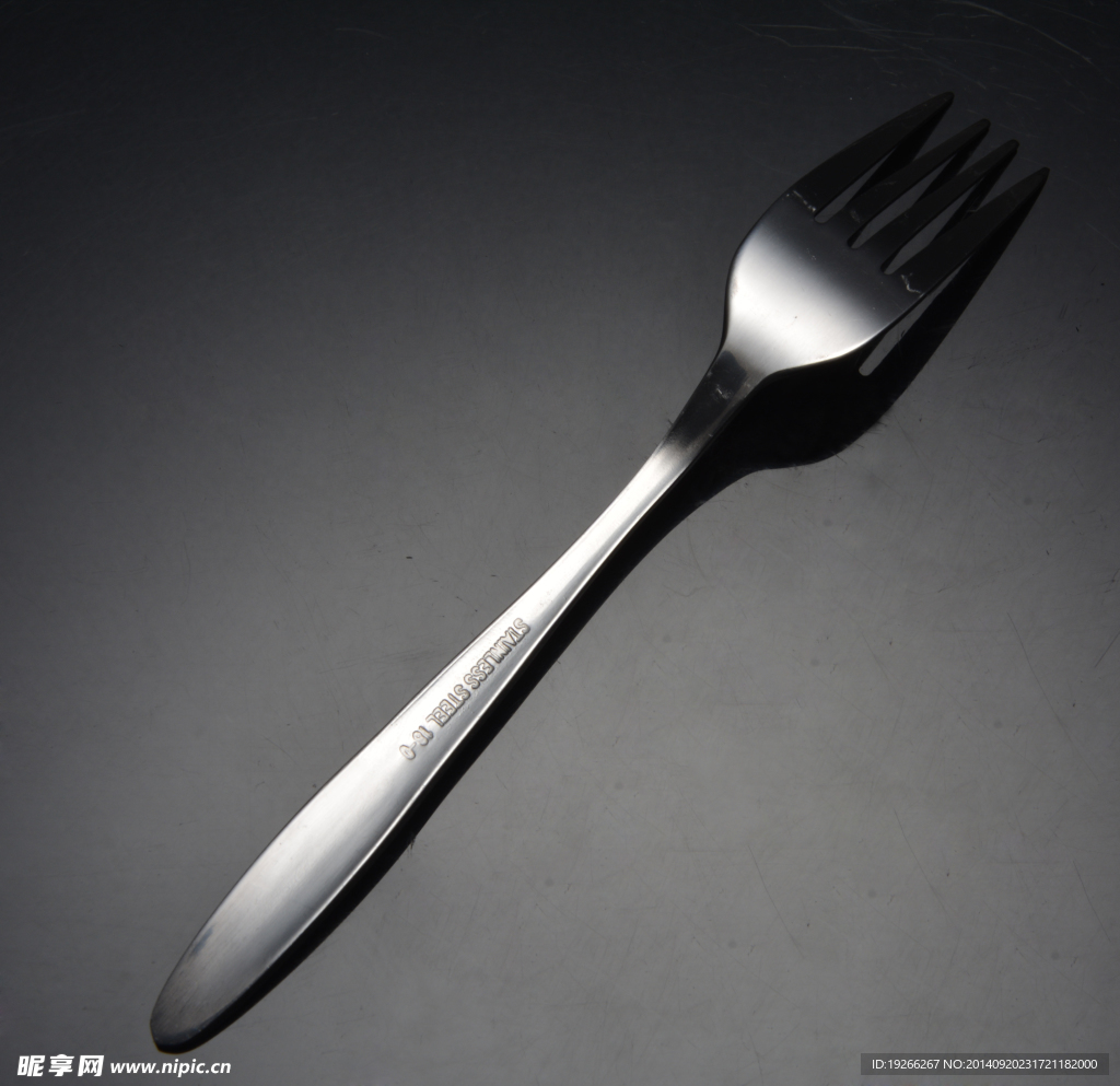 餐具