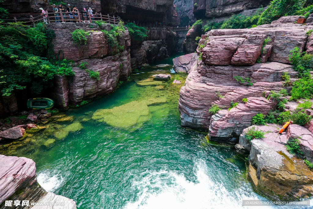 云南红石峡风景