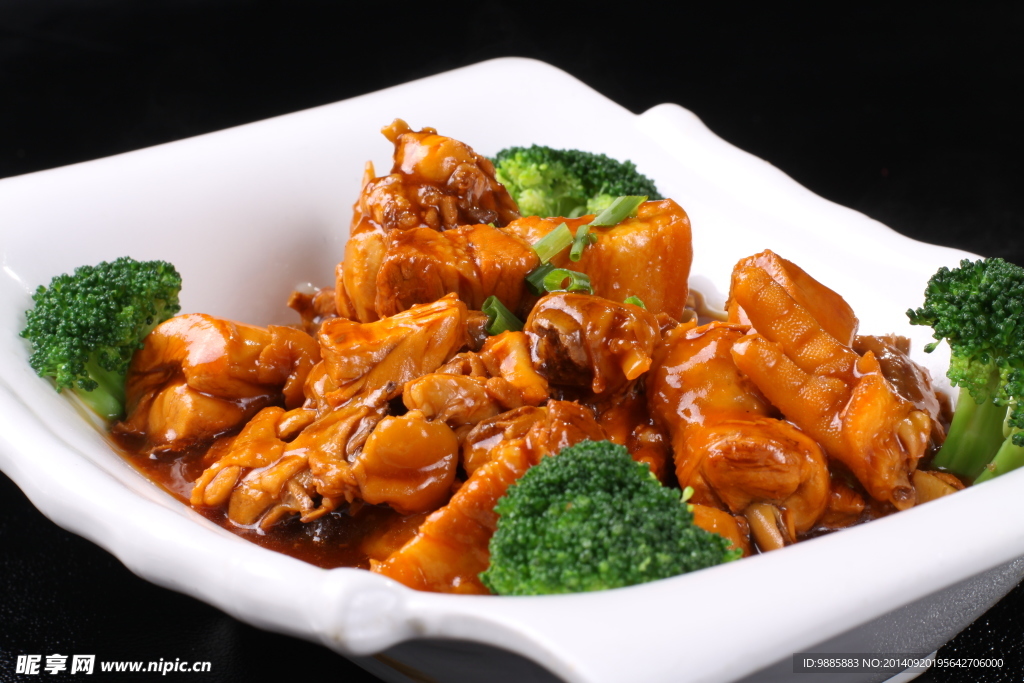 烧肉焖土鸡