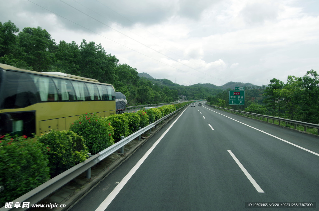 粤赣高速梅河高速