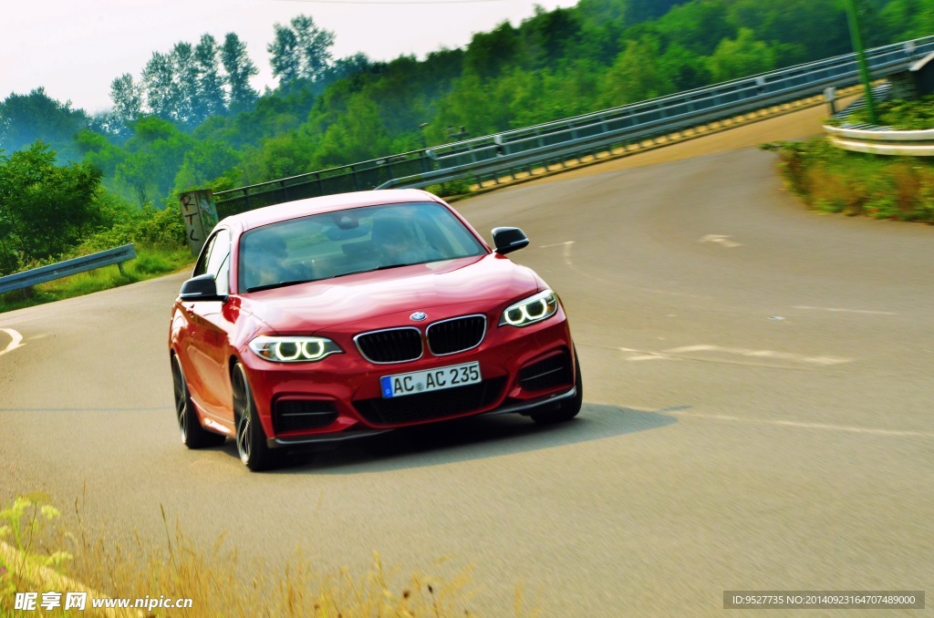 宝马M235i