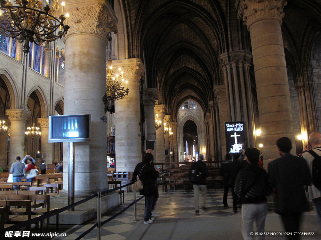 巴黎圣母院内回廊