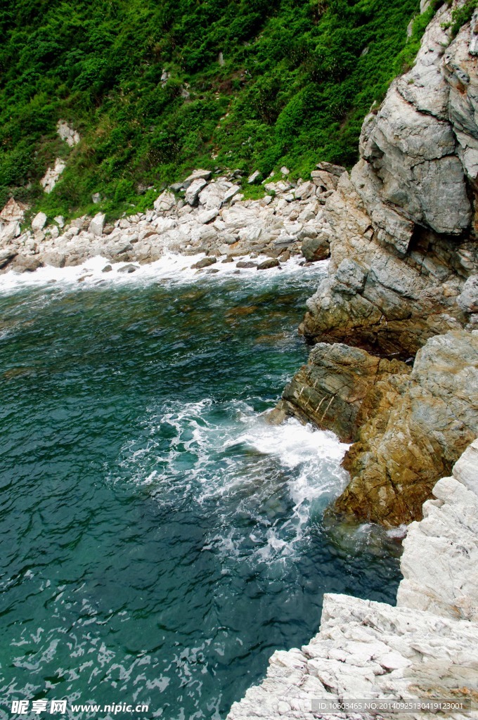 海洋风光 悬崖勒马