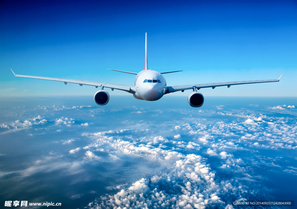 飞机 高空飞行
