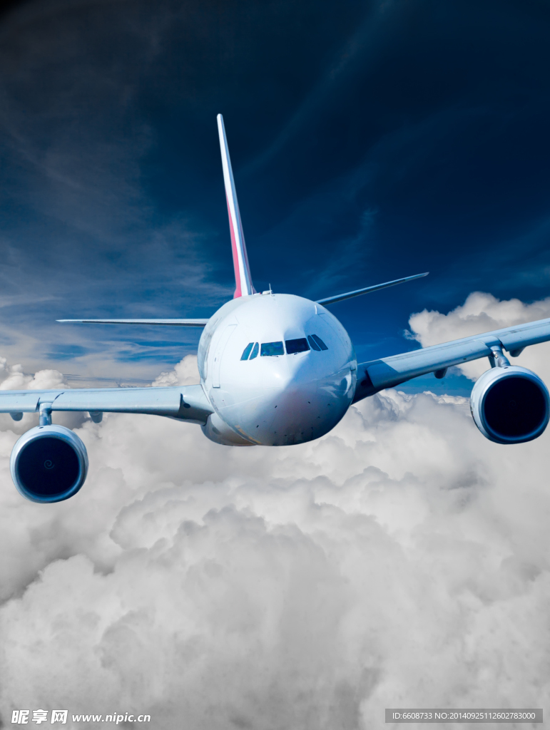 飞机 高空飞行