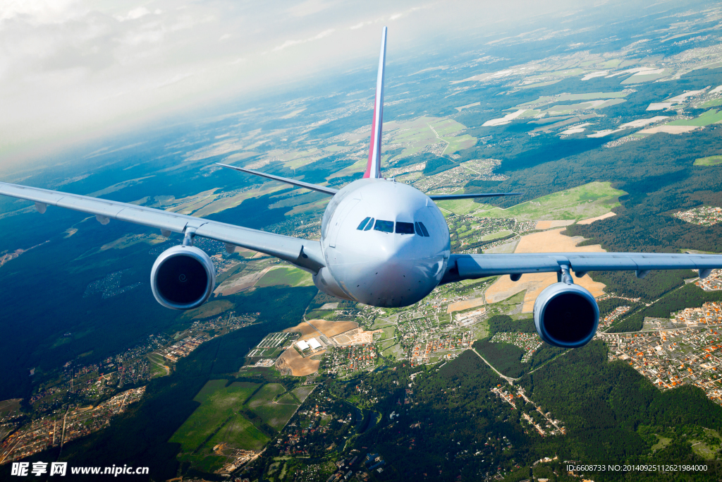 飞机 高空飞行