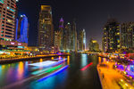 商业夜景图