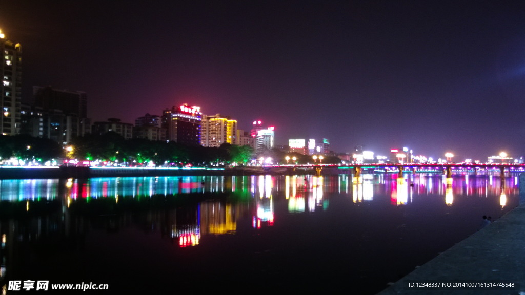 韶关武江河夜景