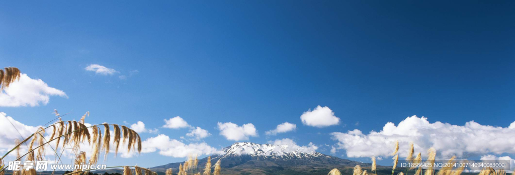 蓝天白云 高山