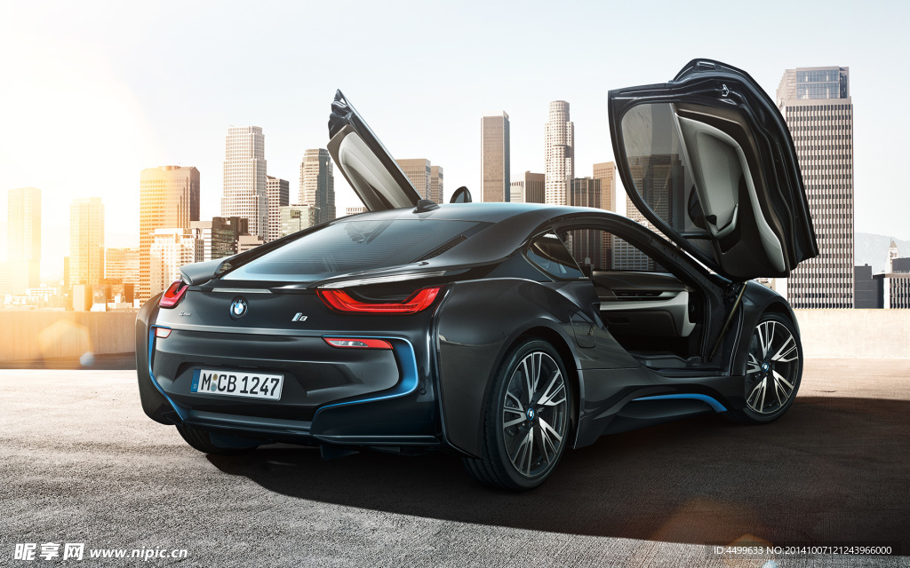 全新BMWi8