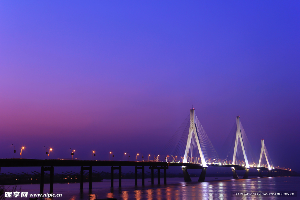 洞庭大桥夜景