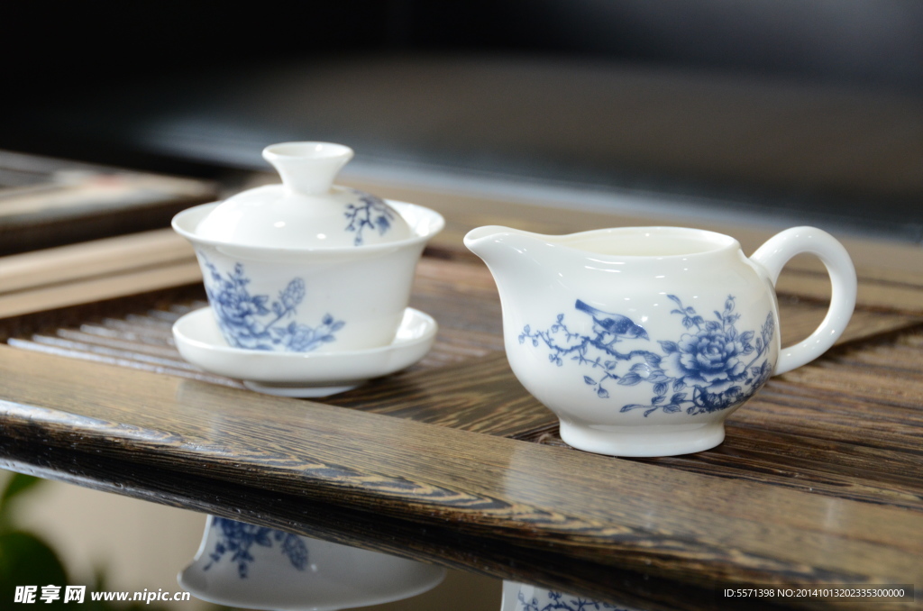 瓷茶具杯