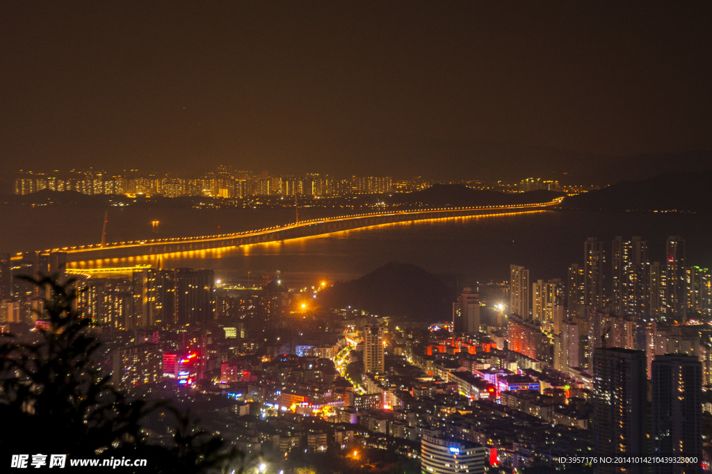 深圳湾夜景