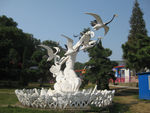 莲台飞鹤石雕