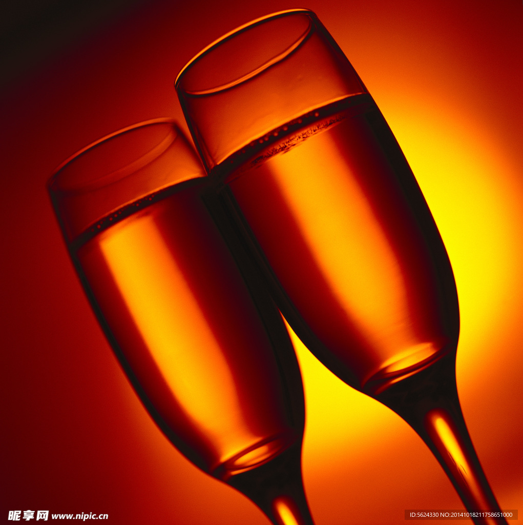 玻璃杯