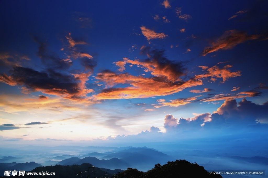 秦皇岛祖山云海夕阳