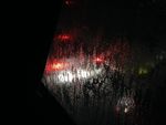 玻璃上的雨水
