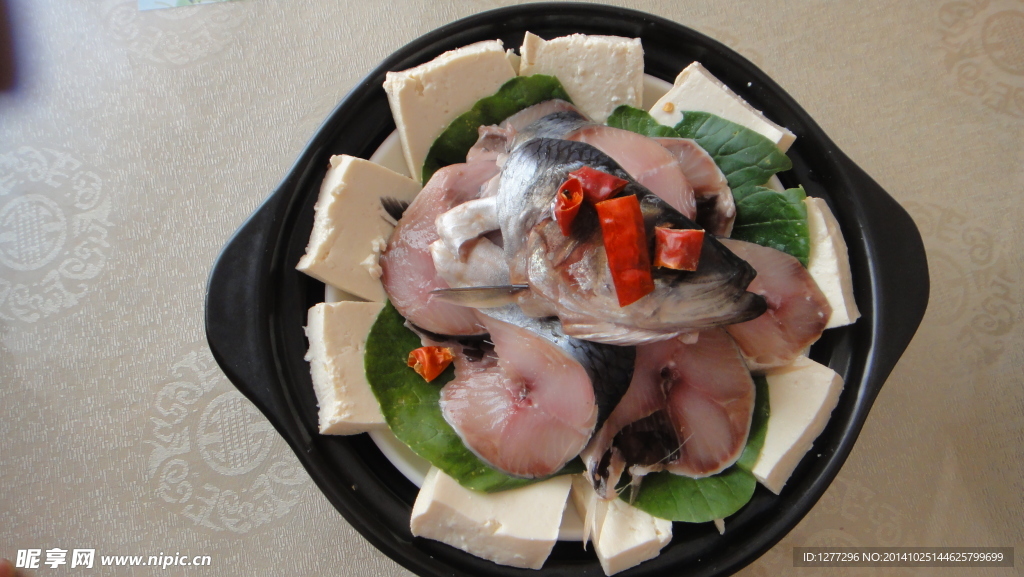 青鱼炖豆腐