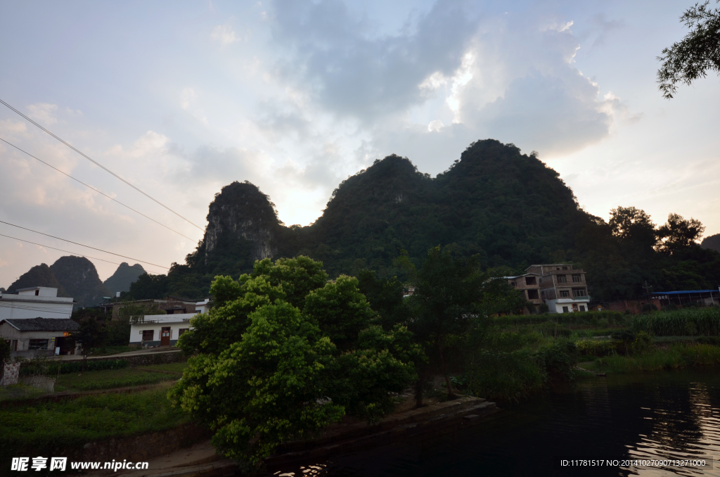 桂林山水甲天下