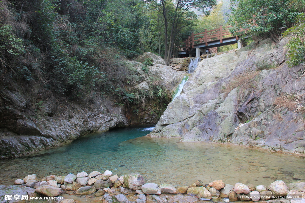 碧绿湖水 原生态