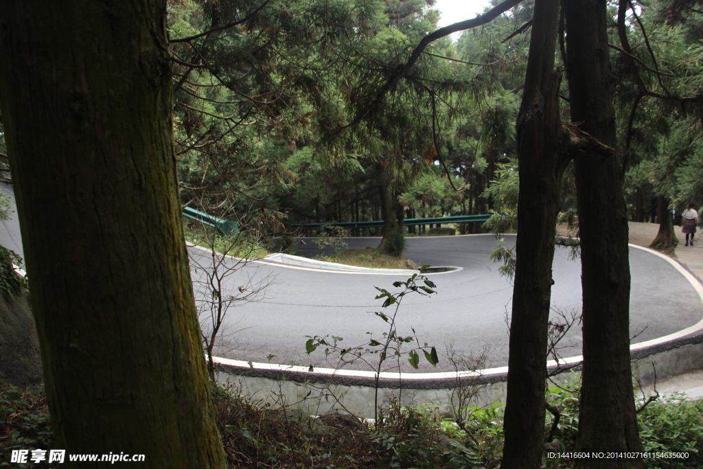 山间小路