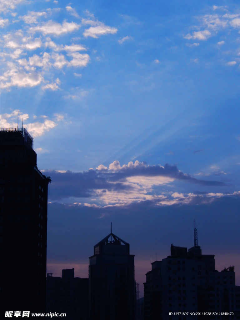 夕阳  余晖