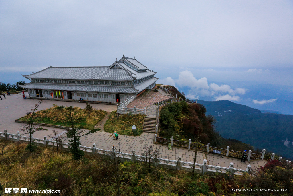 峨眉山