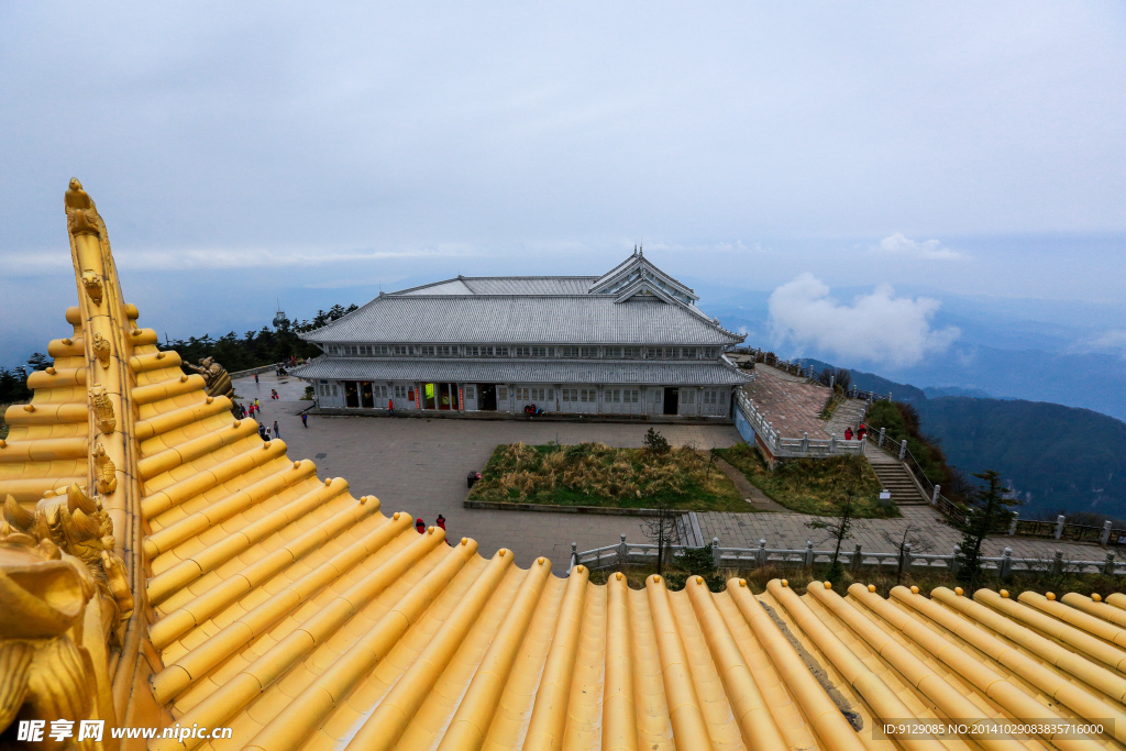 峨眉山