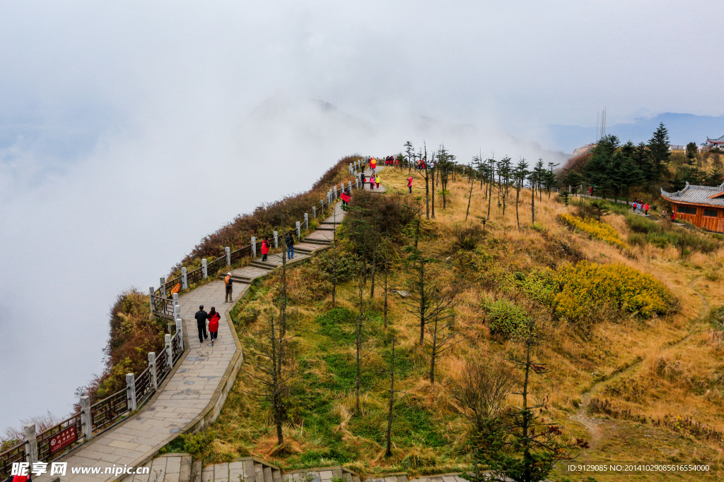 峨眉山