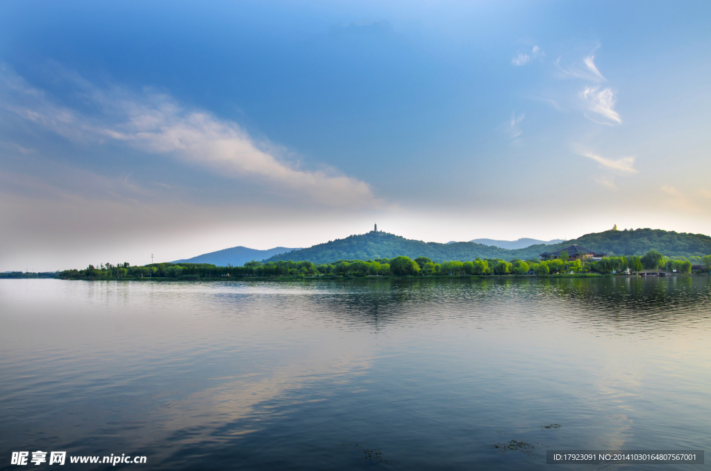 石湖 上方山