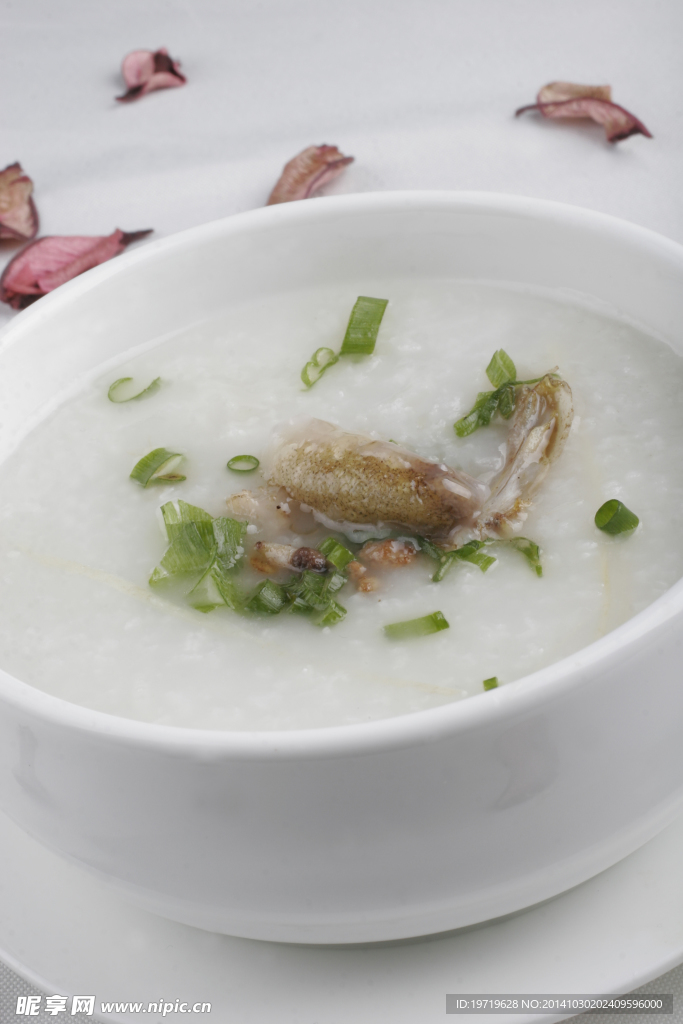 香煎桂鱼骨腩粥