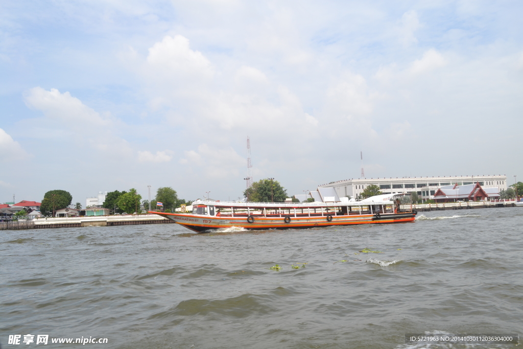 湄南河游船