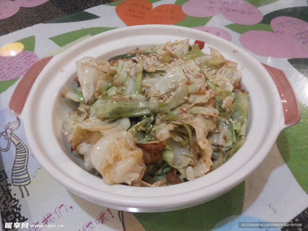 砂锅包菜 砂锅娃娃菜