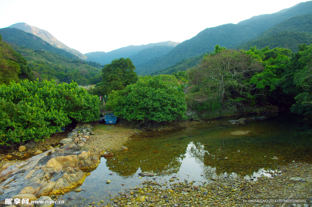 海岸旅游 溪谷风光