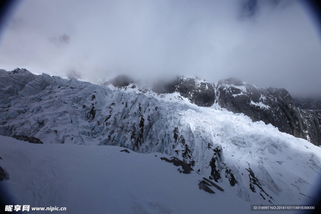 玉龙雪山