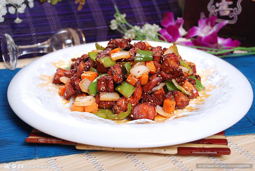 美味寸金肉
