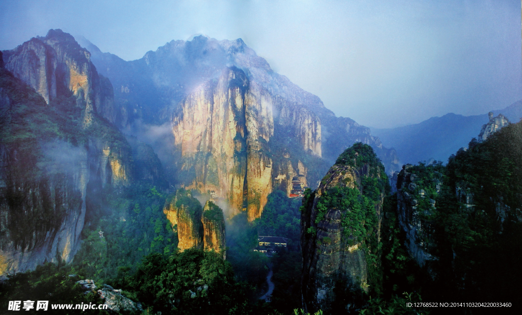 自然风景 山峰 群山