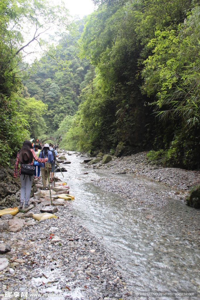 峨嵋山水