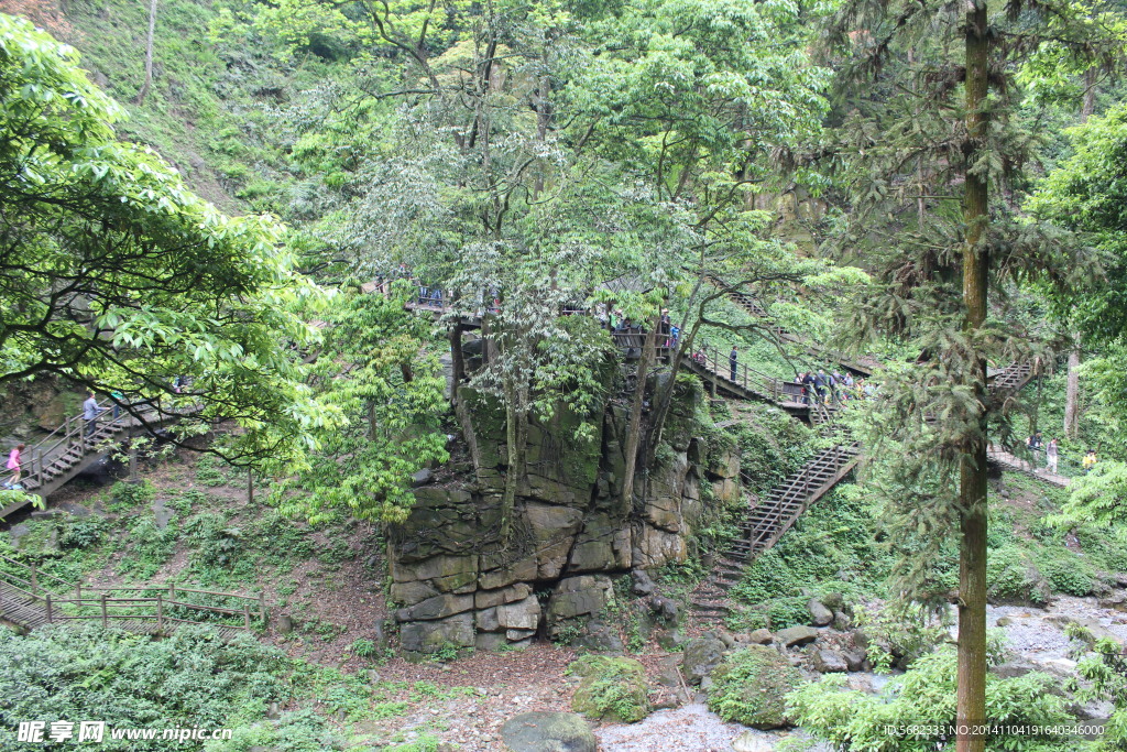 峨嵋栈道