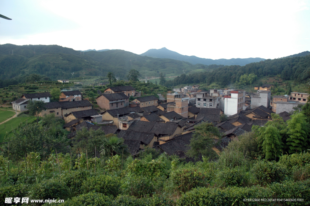 村庄全景