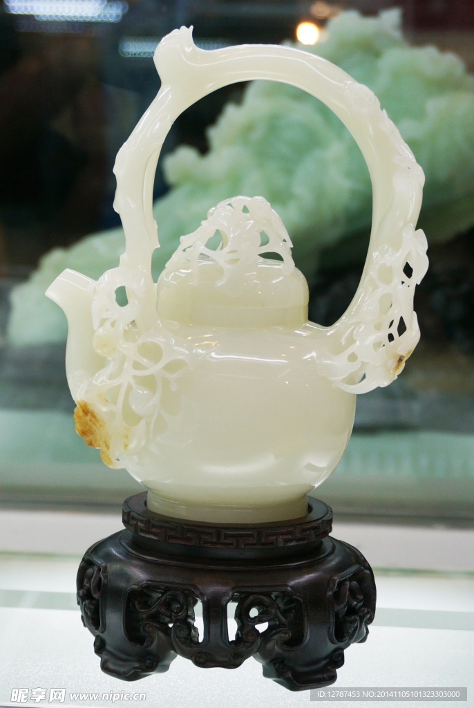 玉雕茶壶