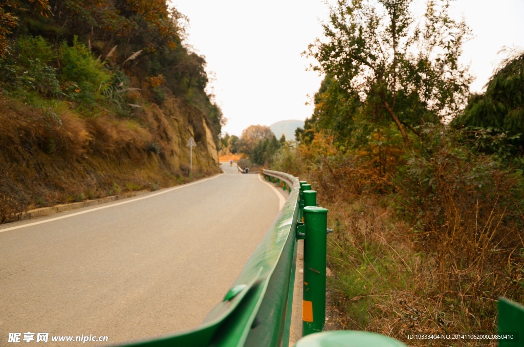 公路 道路 山间公路