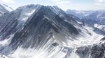 山顶雪景