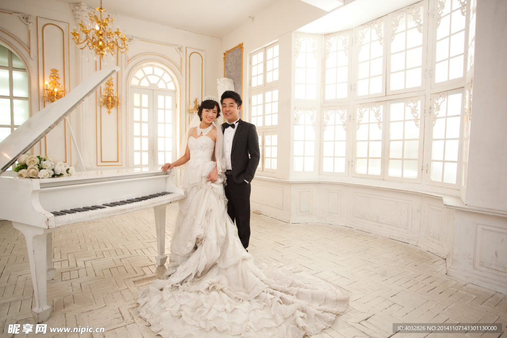 情侣婚纱照