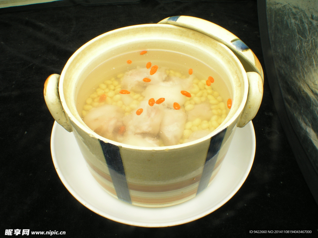 黄豆炖猪手