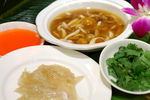 野菌鱼翅羹