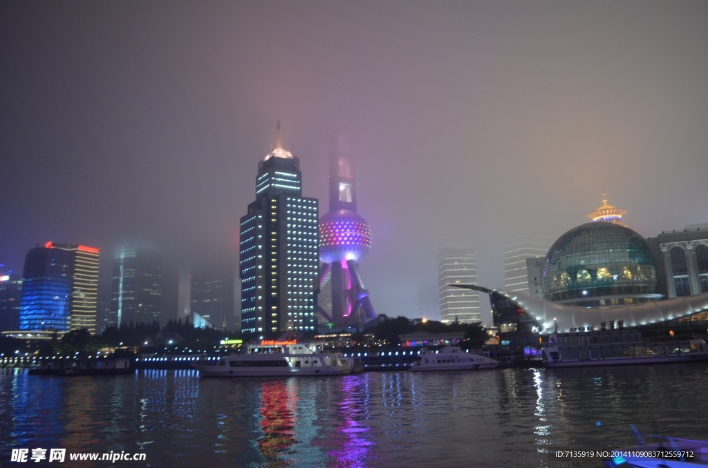 东方明珠夜景